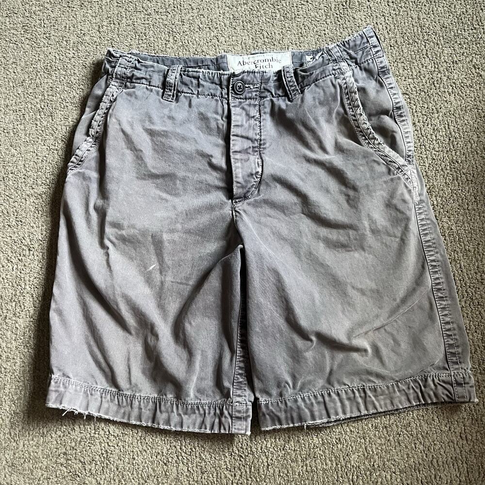 Abercrombie & Fitch Men’s Gray Shorts Size 34 Casual Flat Front Button Fly